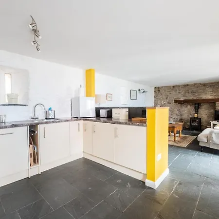 St Davids Hideaway With Roll-Top Bath & Log Burner Buitenkant foto