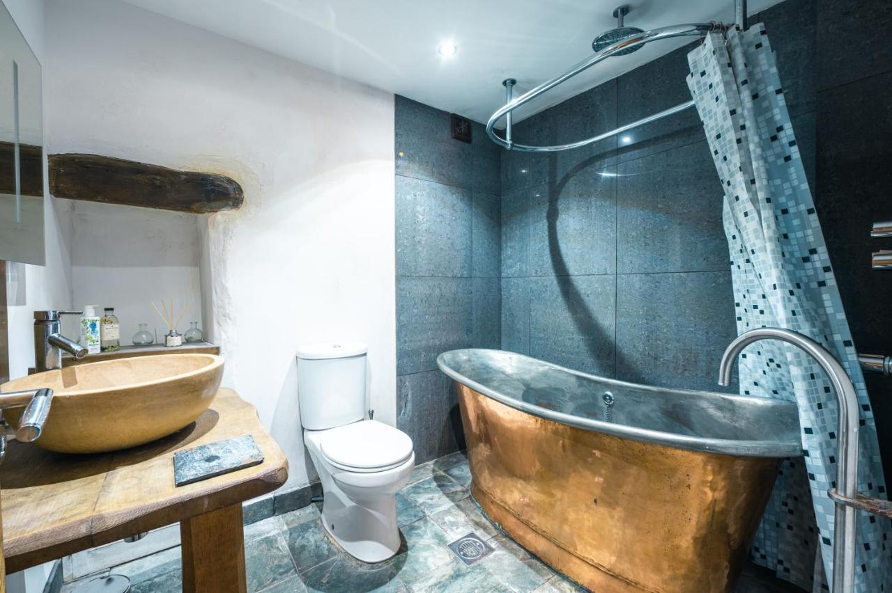 Hideaway With Roll-top Bath & Log Burner Appartement